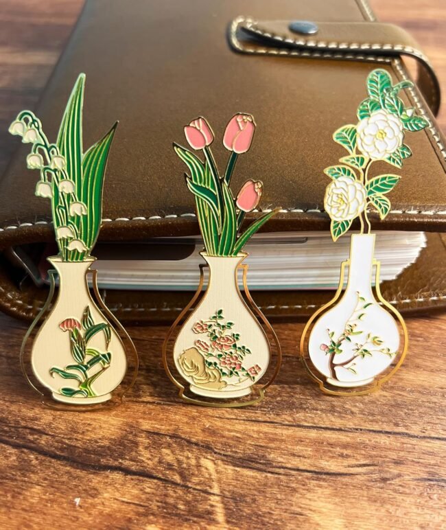 3PCS Metal Bookmarks, Golden Hollow Bookmark Flower Theme Book Clips, Book Clasps for Book Lovers Writers Readers Teens Women Adults - Image 2